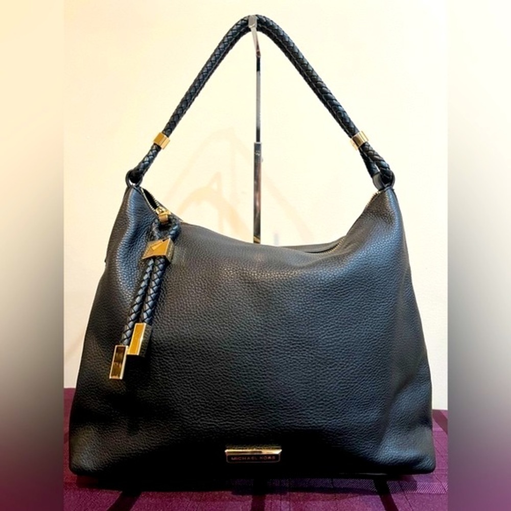 Michael Kors Black Boho Shoulder Bag EUC - Picture 9 of 9